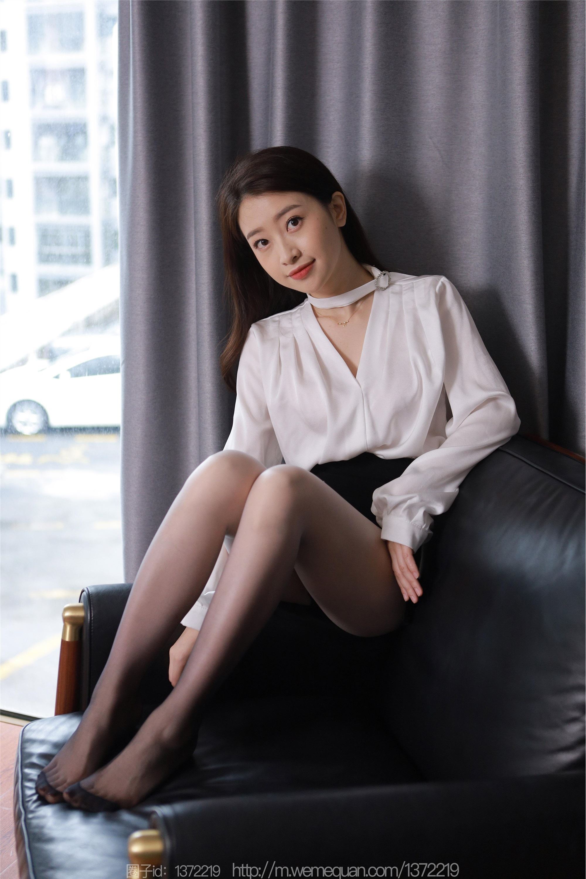 IESS异思趣向  2023.05.08 丝享家 1445 小婕《黑白渐变》